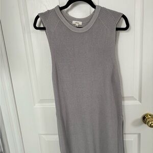 Wilfred Gray Sleeveless Tunic Top